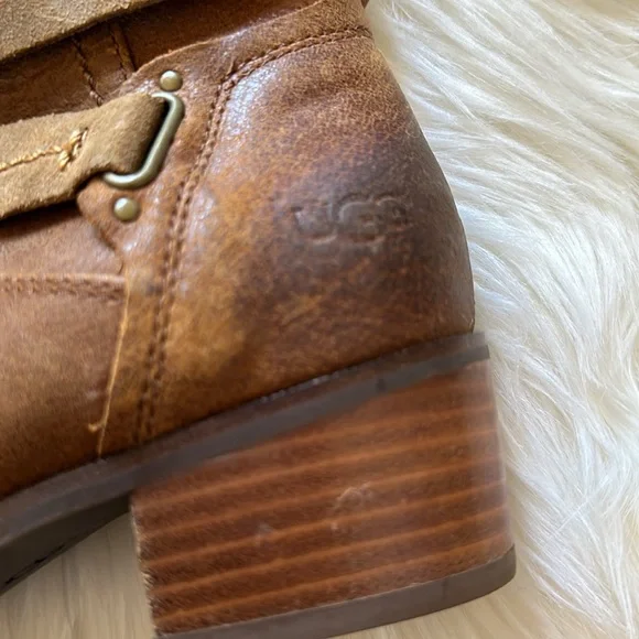 UGG Australia Darcie Boot in Chestnut - Picture 5 of 8